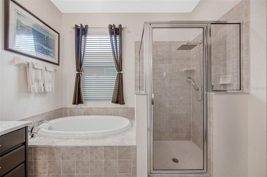 En Venta: $524,900 (4 camas, 3 baños, 2786 Pies cuadrados)