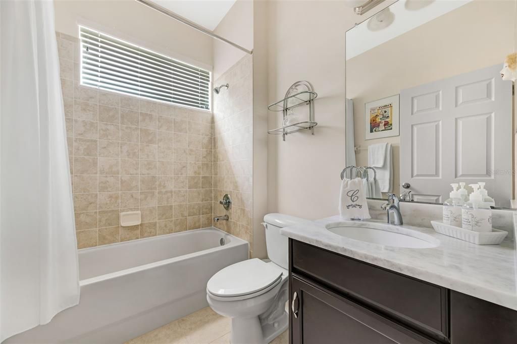 En Venta: $524,900 (4 camas, 3 baños, 2786 Pies cuadrados)