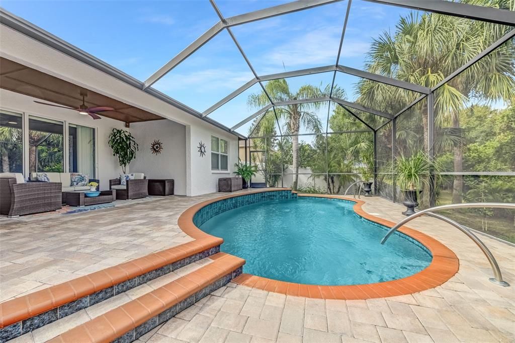 En Venta: $524,900 (4 camas, 3 baños, 2786 Pies cuadrados)