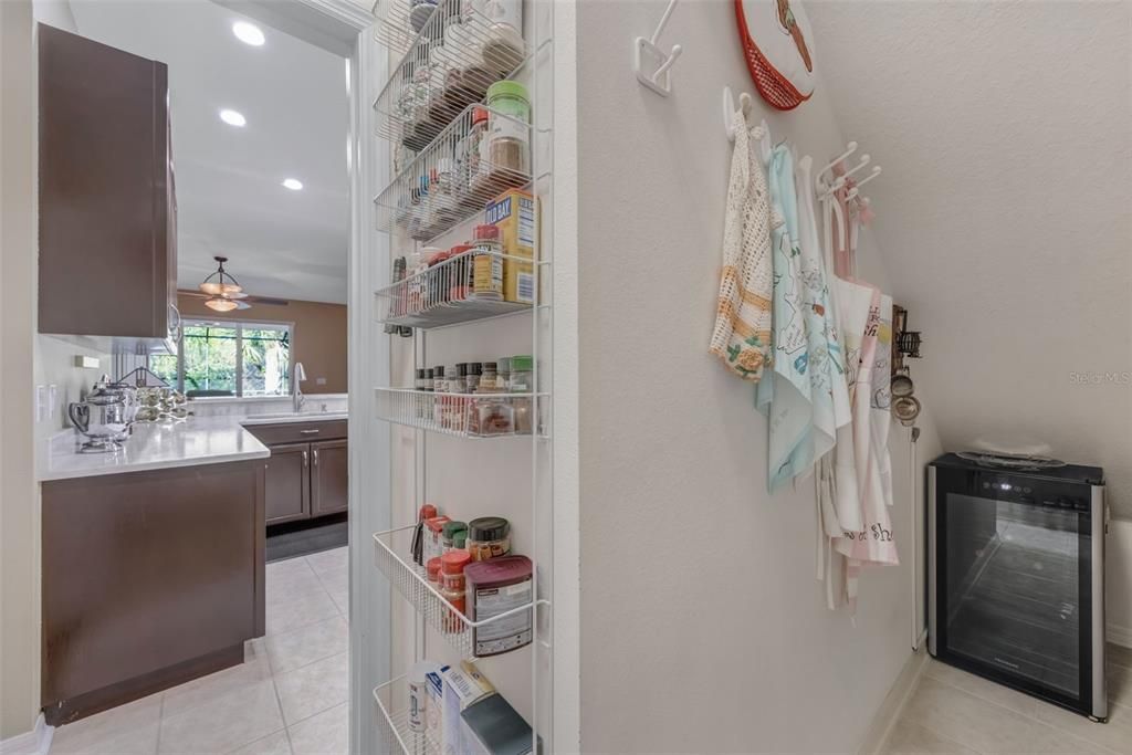 En Venta: $524,900 (4 camas, 3 baños, 2786 Pies cuadrados)