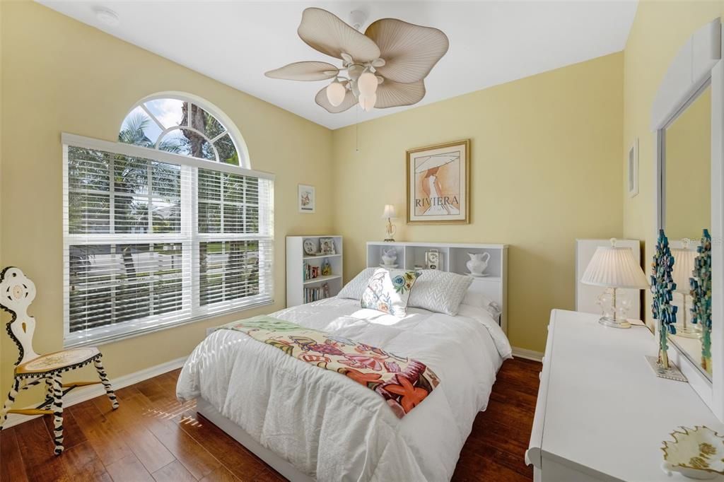 En Venta: $524,900 (4 camas, 3 baños, 2786 Pies cuadrados)