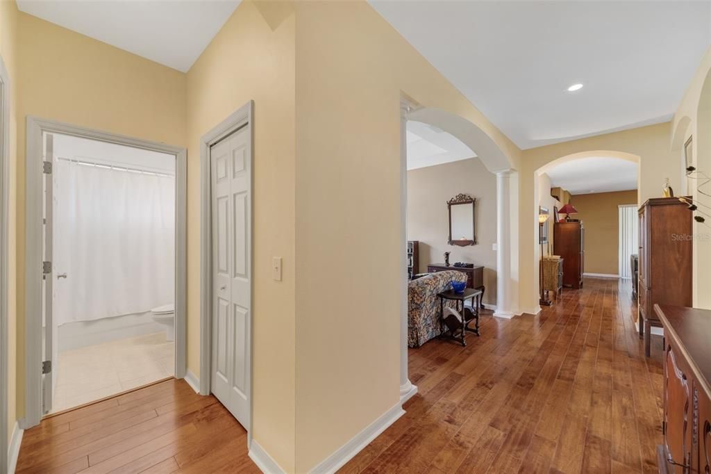 En Venta: $524,900 (4 camas, 3 baños, 2786 Pies cuadrados)