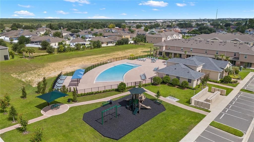 En Renta: $1,995 (3 camas, 2 baños, 1628 Pies cuadrados)