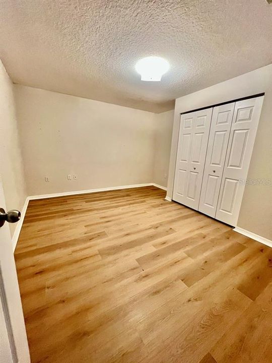 For Rent: $1,650 (3 beds, 2 baths, 1212 Square Feet)