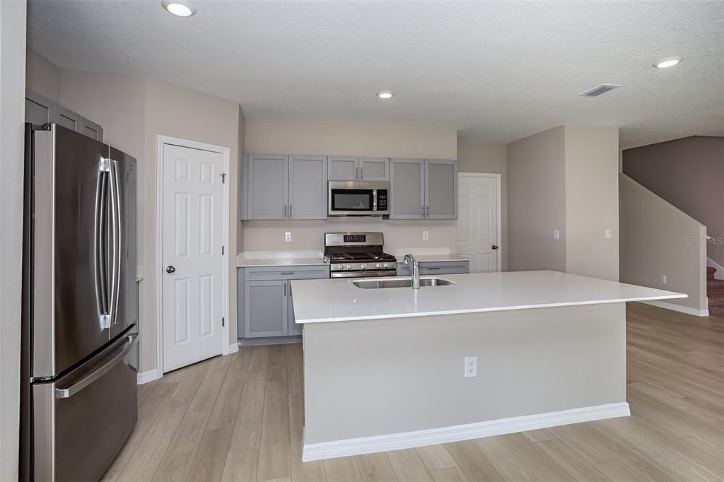 For Sale: $381,090 (4 beds, 2 baths, 2045 Square Feet)