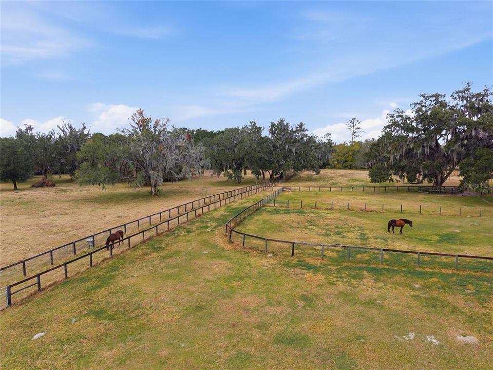 На продажу: $1,746,000 (18.00 acres)