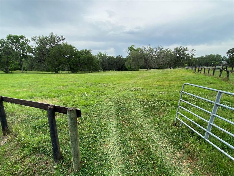 For Sale: $1,980,000 (18.00 acres)