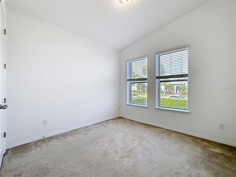 En Venta: $615,000 (3 camas, 2 baños, 1962 Pies cuadrados)