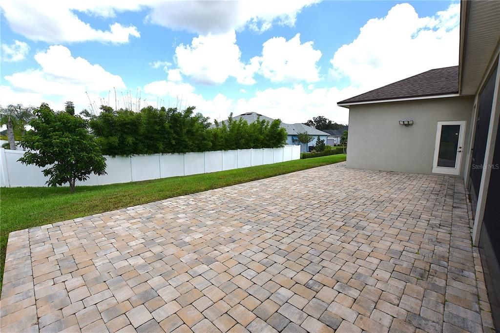 En Venta: $580,000 (4 camas, 3 baños, 2549 Pies cuadrados)