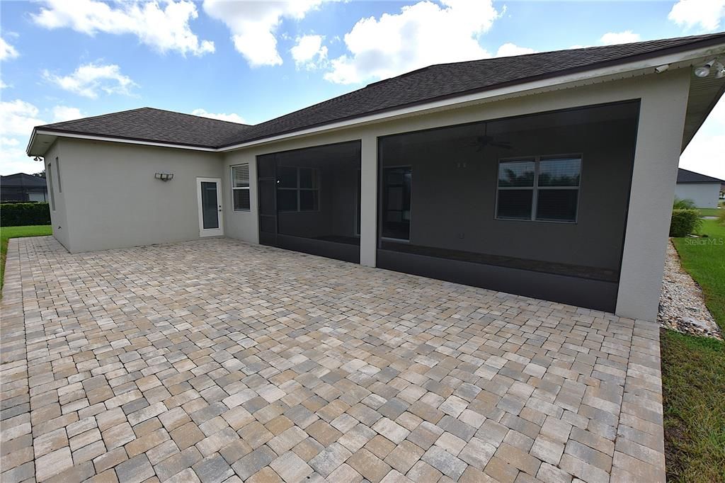 En Venta: $580,000 (4 camas, 3 baños, 2549 Pies cuadrados)