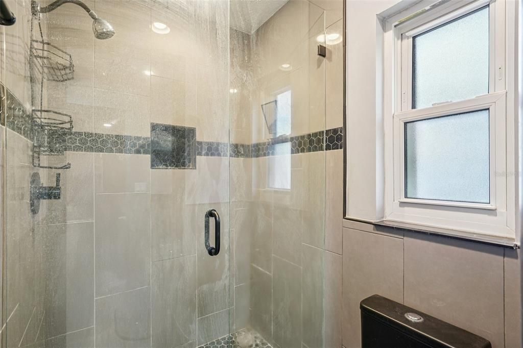 For Sale: $395,000 (3 beds, 2 baths, 1308 Square Feet)