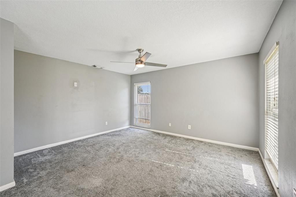 For Sale: $395,000 (3 beds, 2 baths, 1308 Square Feet)