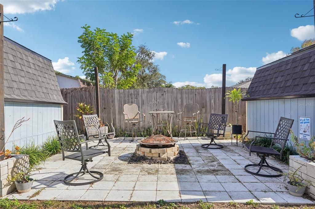 For Sale: $395,000 (3 beds, 2 baths, 1308 Square Feet)