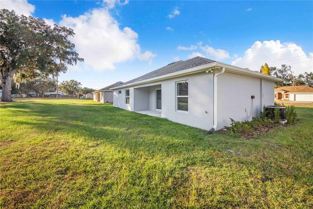 For Sale: $335,000 (3 beds, 2 baths, 1545 Square Feet)