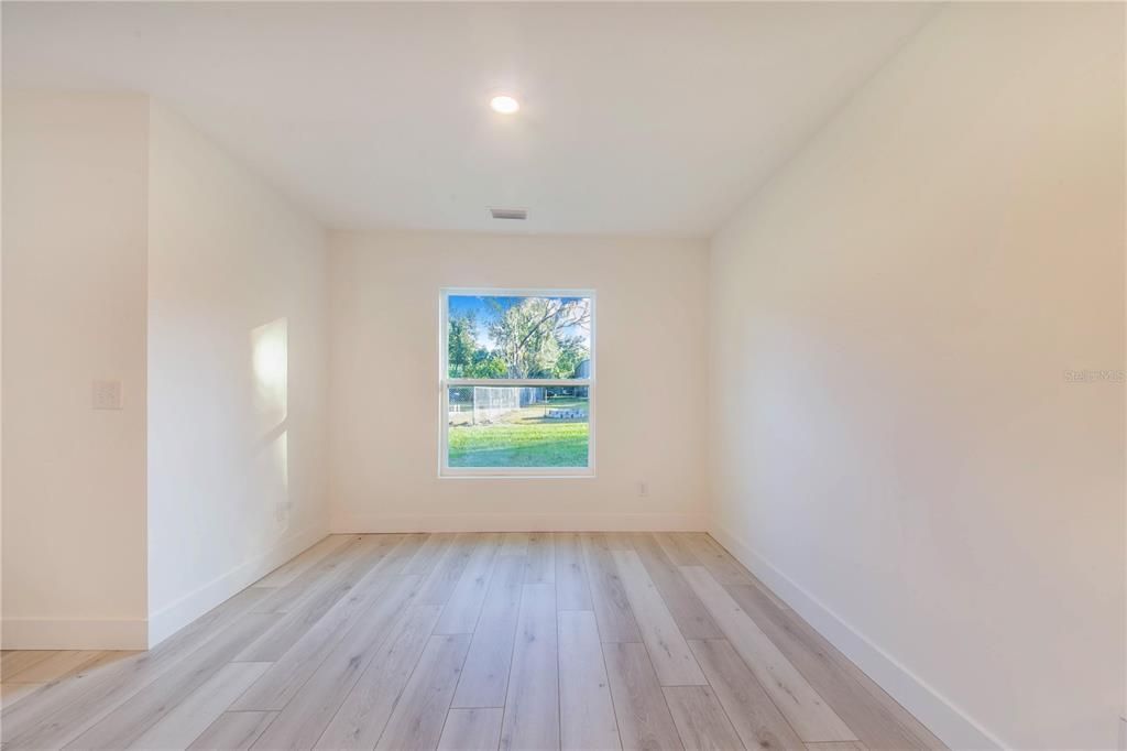 For Sale: $335,000 (3 beds, 2 baths, 1545 Square Feet)