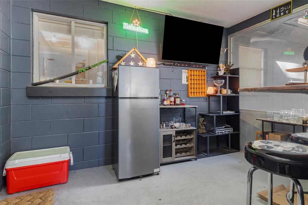 待售: $400,000 (4 贝兹, 3 浴室, 2228 平方英尺)