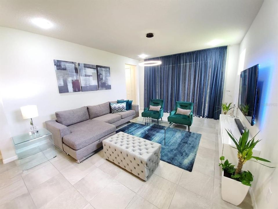 В аренду: $2,950 (4 спален, 3 ванн, 2035 Квадратных фут)