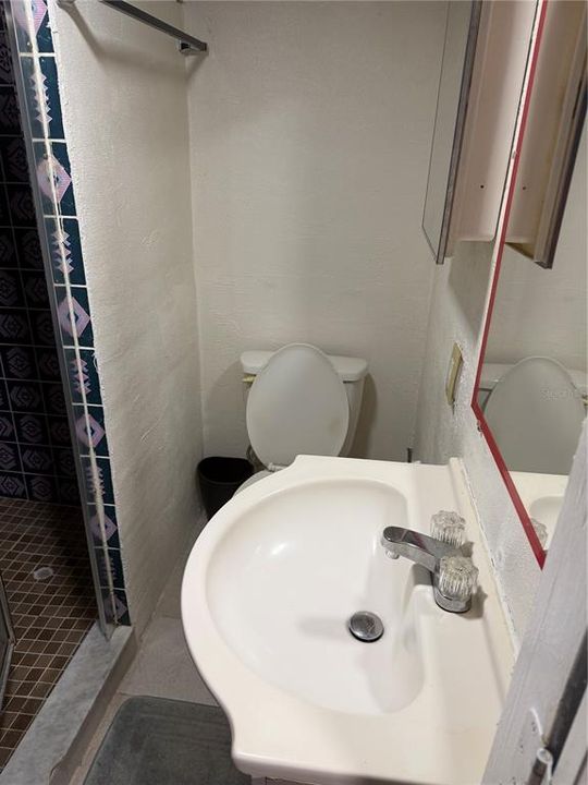 En Renta: $650 (0 camas, 1 baños, 100 Pies cuadrados)