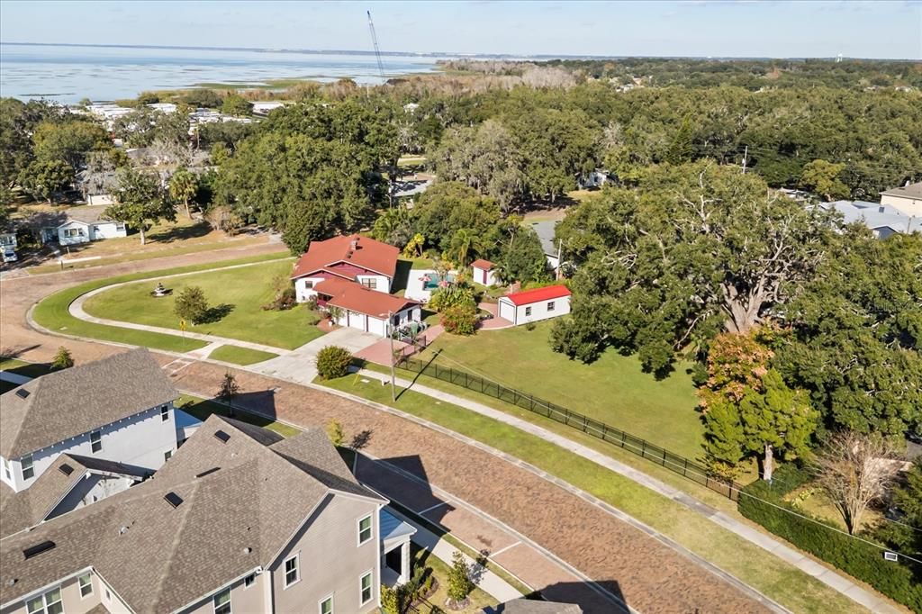 For Sale: $1,300,000 (3 beds, 2 baths, 2171 Square Feet)