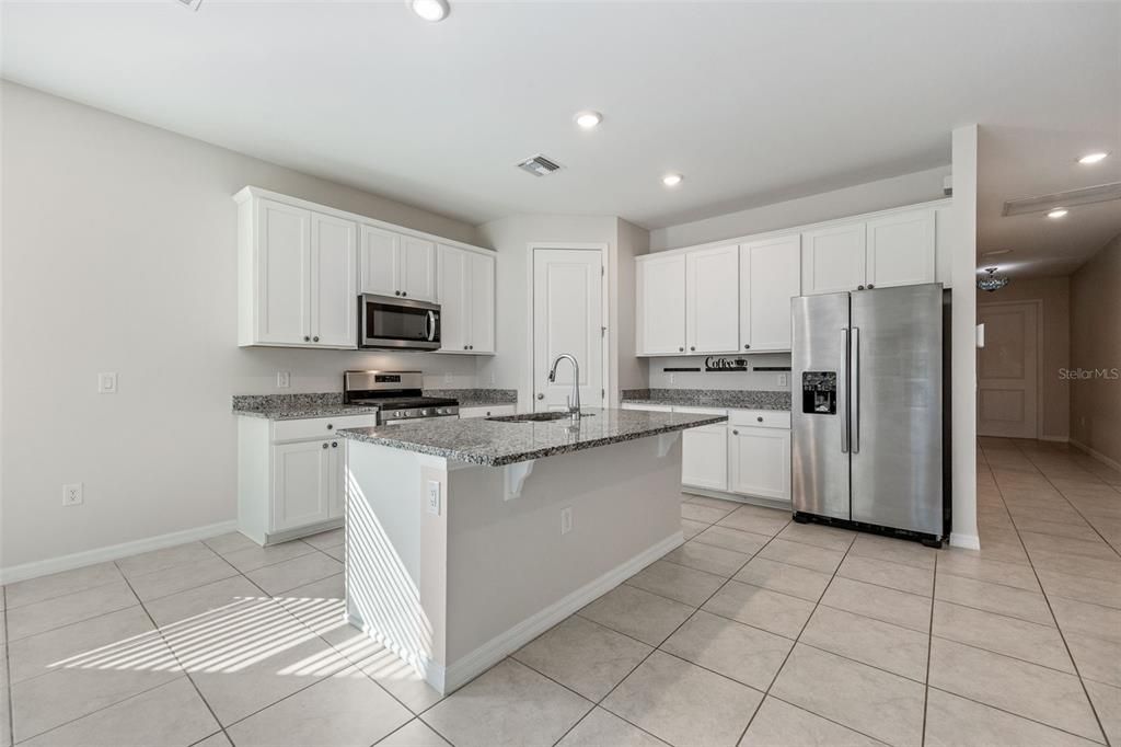 En Venta: $499,000 (3 camas, 2 baños, 1911 Pies cuadrados)