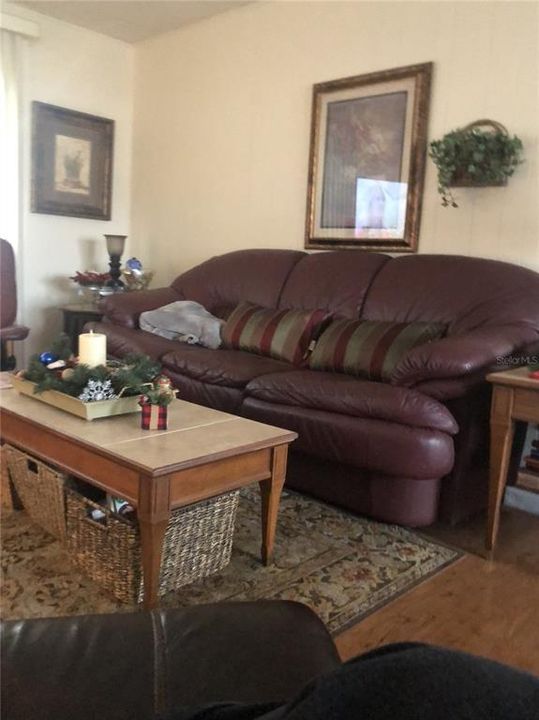 For Rent: $1,900 (2 beds, 2 baths, 1056 Square Feet)