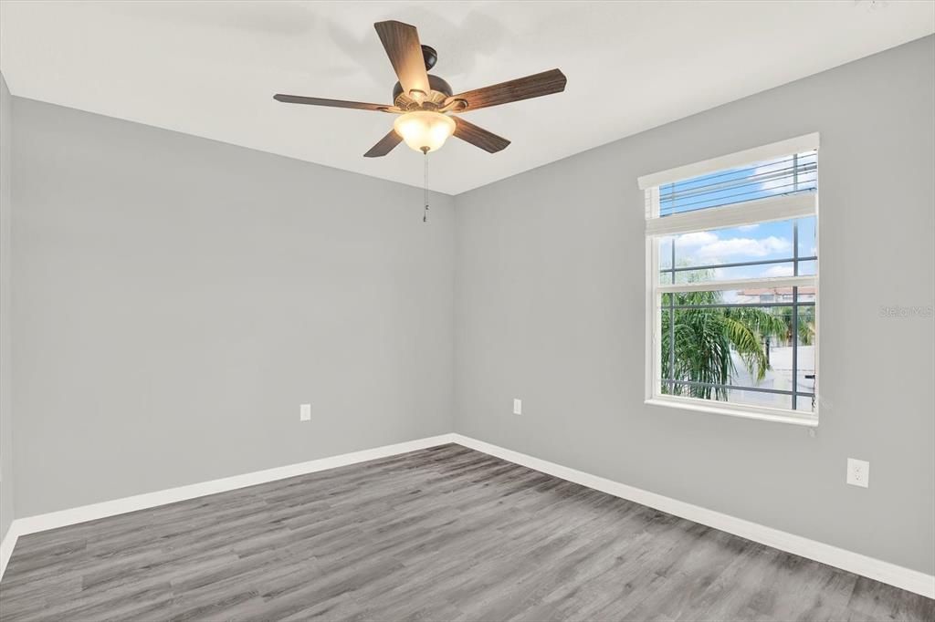 En Venta: $740,000 (4 camas, 2 baños, 2488 Pies cuadrados)