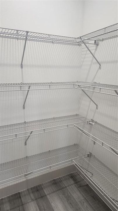 出租: $2,500 (4 贝兹, 2 浴室, 1840 平方英尺)