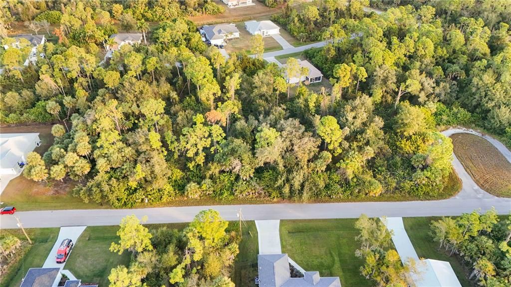 待售: $69,900 (0.84 acres)