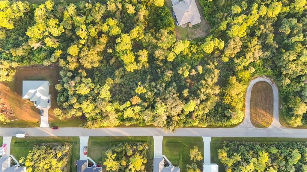 待售: $69,900 (0.84 acres)