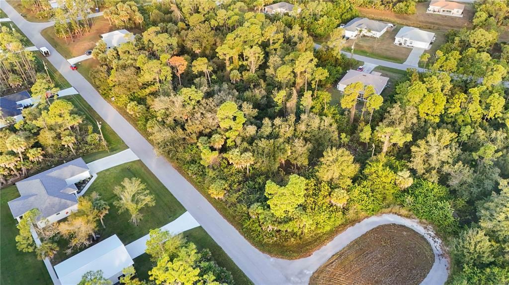 待售: $69,900 (0.84 acres)