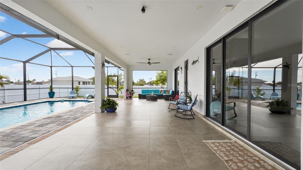 На продажу: $625,000 (4 спален, 3 ванн, 2102 Квадратных фут)