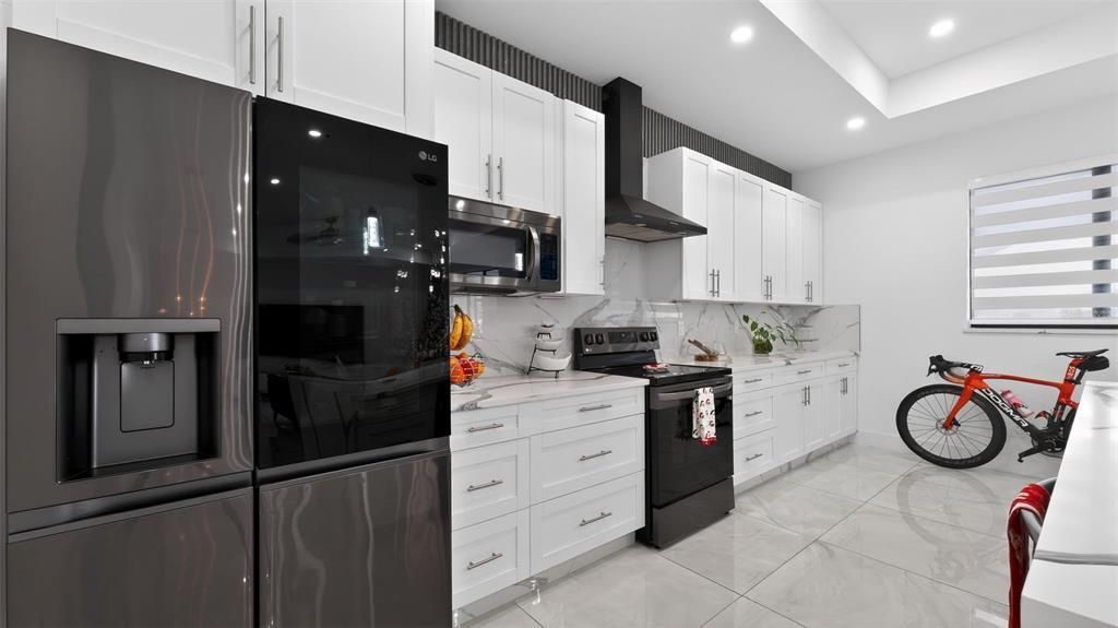 На продажу: $625,000 (4 спален, 3 ванн, 2102 Квадратных фут)