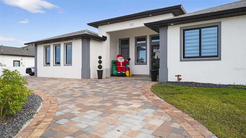 На продажу: $625,000 (4 спален, 3 ванн, 2102 Квадратных фут)