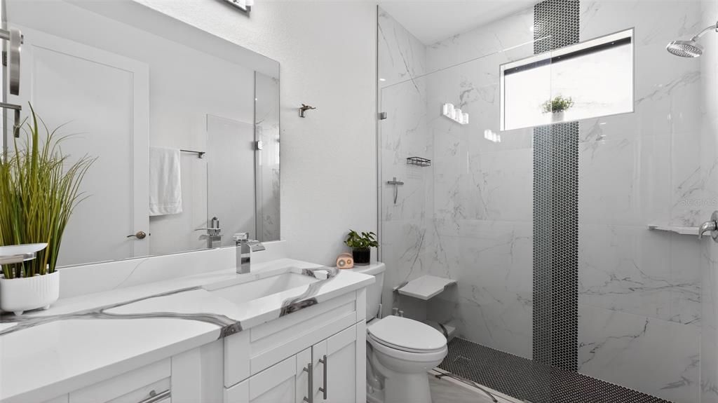 На продажу: $625,000 (4 спален, 3 ванн, 2102 Квадратных фут)