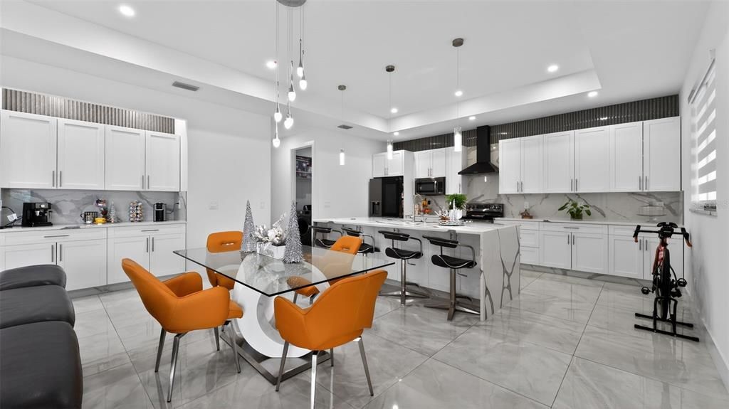 На продажу: $625,000 (4 спален, 3 ванн, 2102 Квадратных фут)