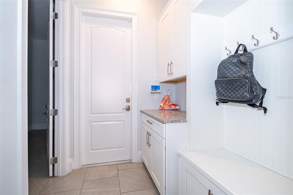 For Sale: $1,360,000 (4 beds, 4 baths, 3170 Square Feet)