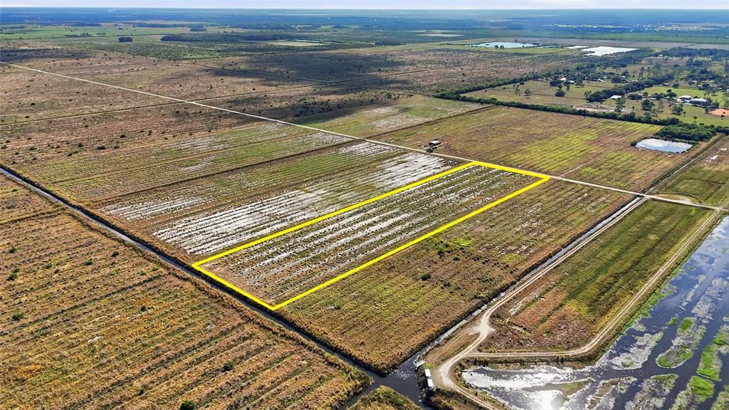На продажу: $125,450 (9.27 acres)