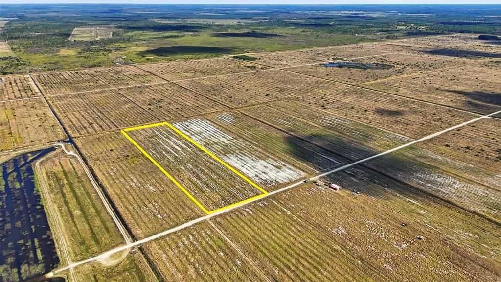На продажу: $125,450 (9.27 acres)