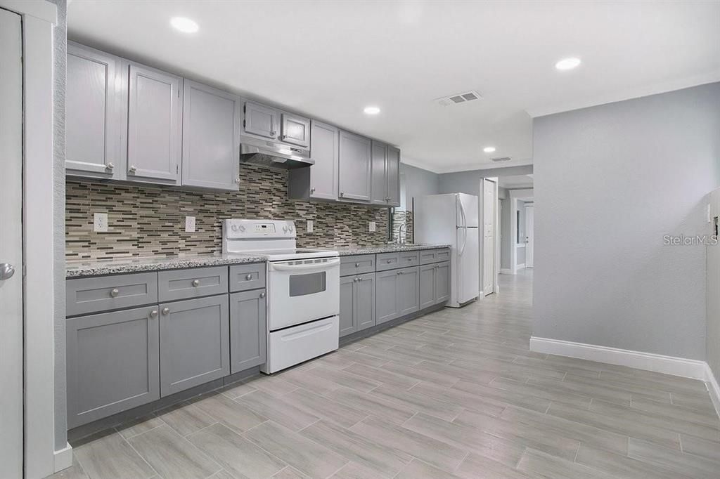 待售: $25,200 (0 贝兹, 0 浴室, 0 平方英尺)