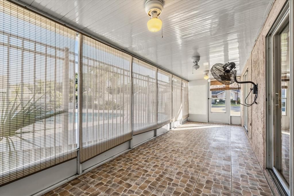 На продажу: $260,000 (3 спален, 2 ванн, 1263 Квадратных фут)