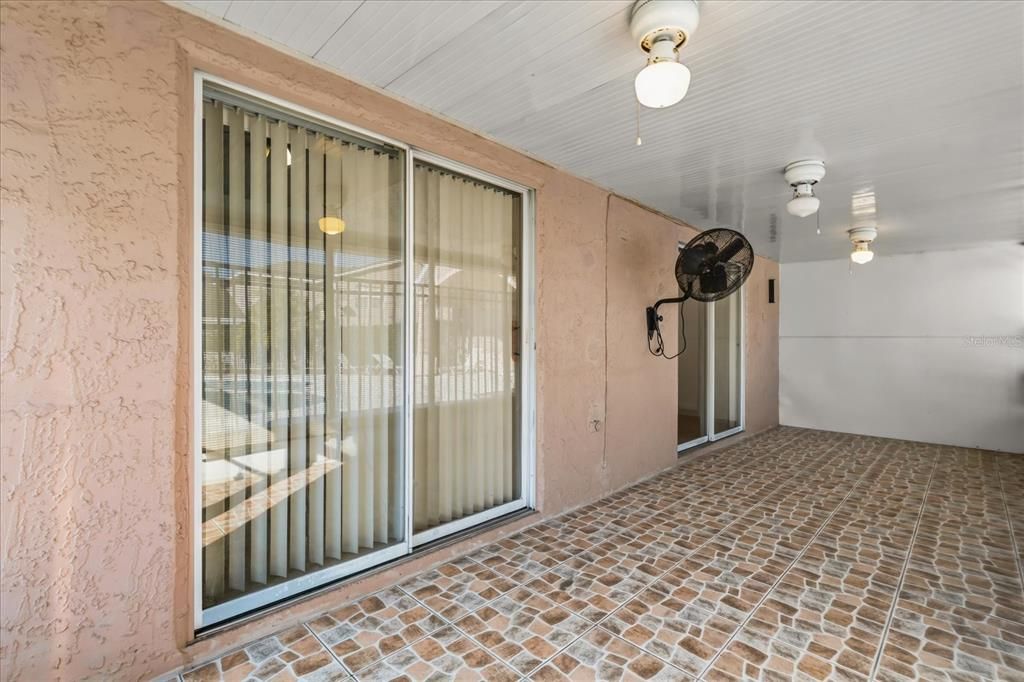 На продажу: $260,000 (3 спален, 2 ванн, 1263 Квадратных фут)