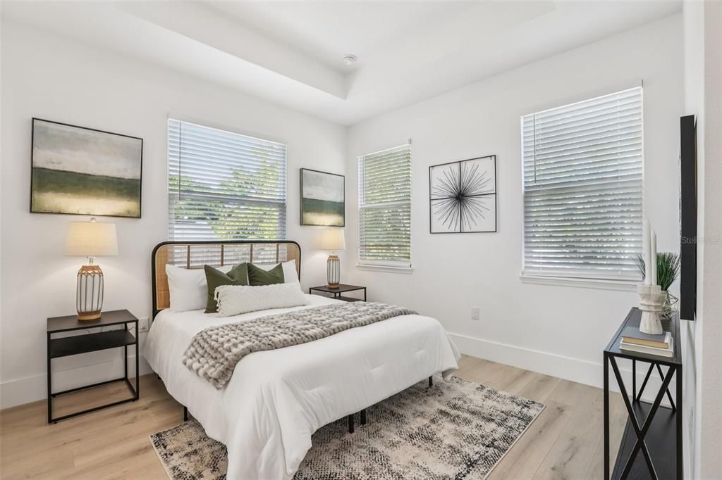 For Sale: $439,999 (3 beds, 3 baths, 1659 Square Feet)