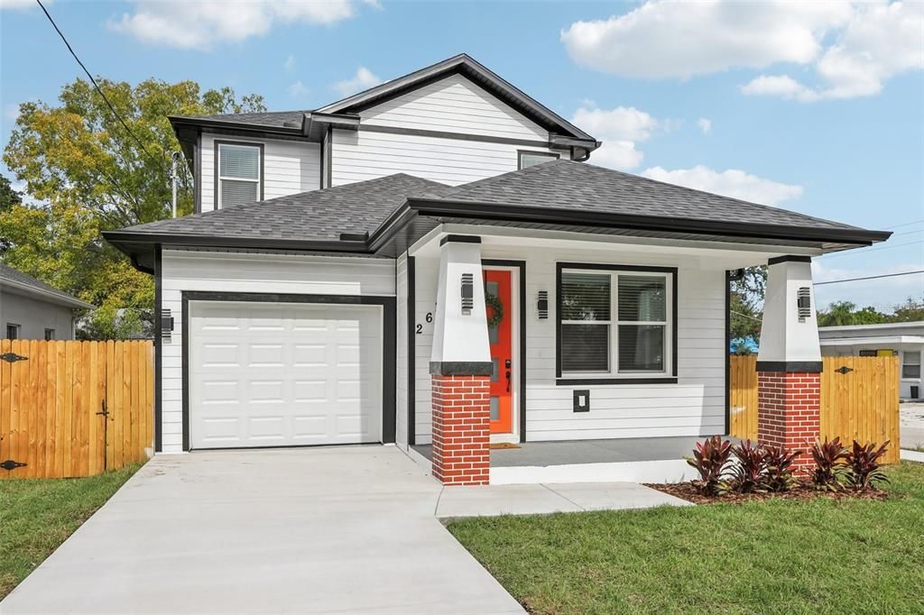 For Sale: $439,999 (3 beds, 3 baths, 1659 Square Feet)