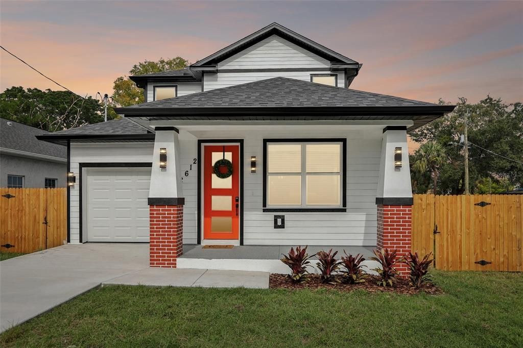 For Sale: $439,999 (3 beds, 3 baths, 1659 Square Feet)