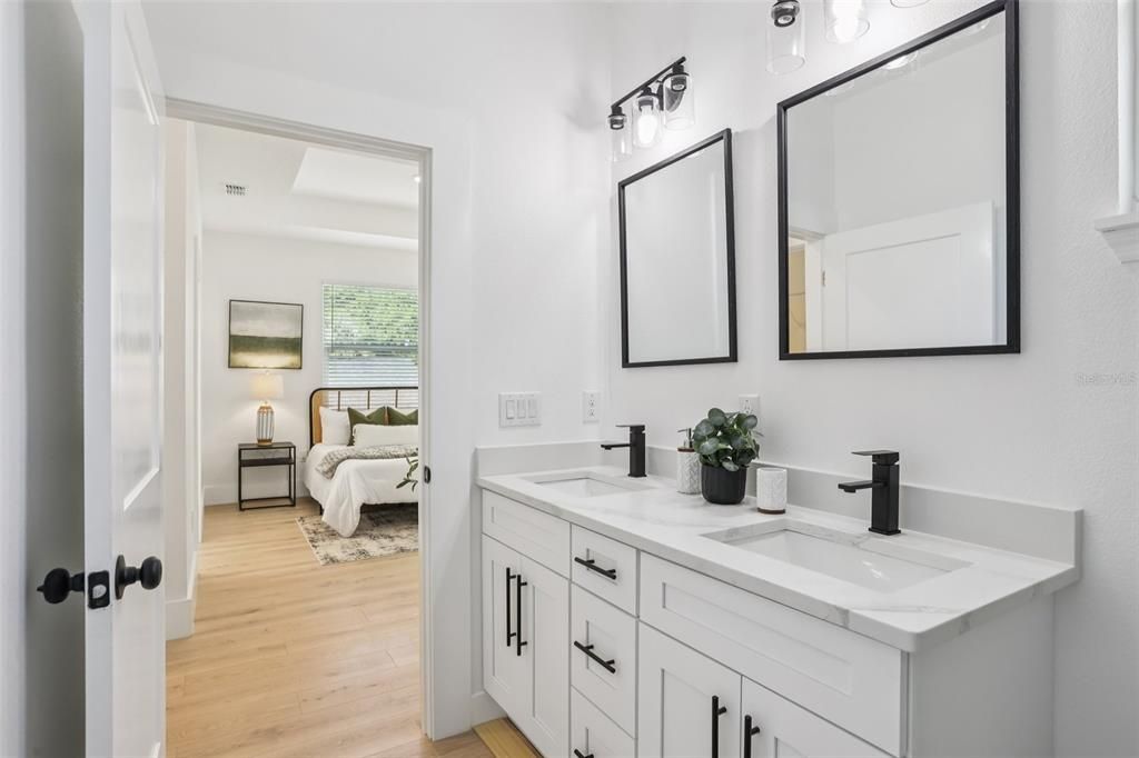 For Sale: $439,999 (3 beds, 3 baths, 1659 Square Feet)