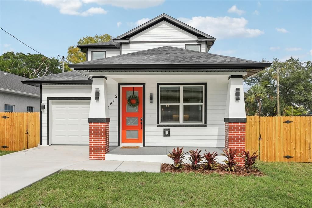 For Sale: $439,999 (3 beds, 3 baths, 1659 Square Feet)