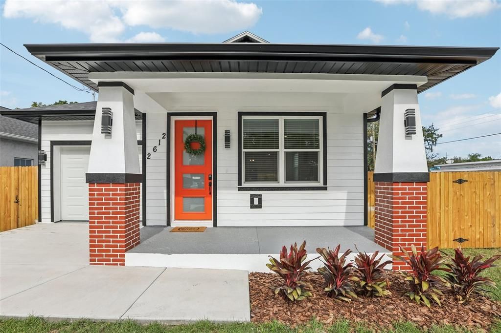 For Sale: $439,999 (3 beds, 3 baths, 1659 Square Feet)