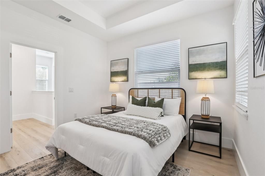 For Sale: $439,999 (3 beds, 3 baths, 1659 Square Feet)