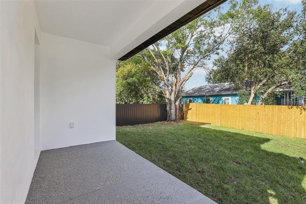 For Sale: $439,999 (3 beds, 3 baths, 1659 Square Feet)