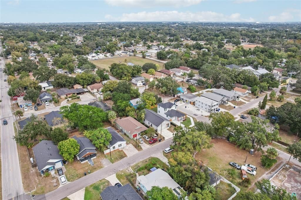 For Sale: $439,999 (3 beds, 3 baths, 1659 Square Feet)